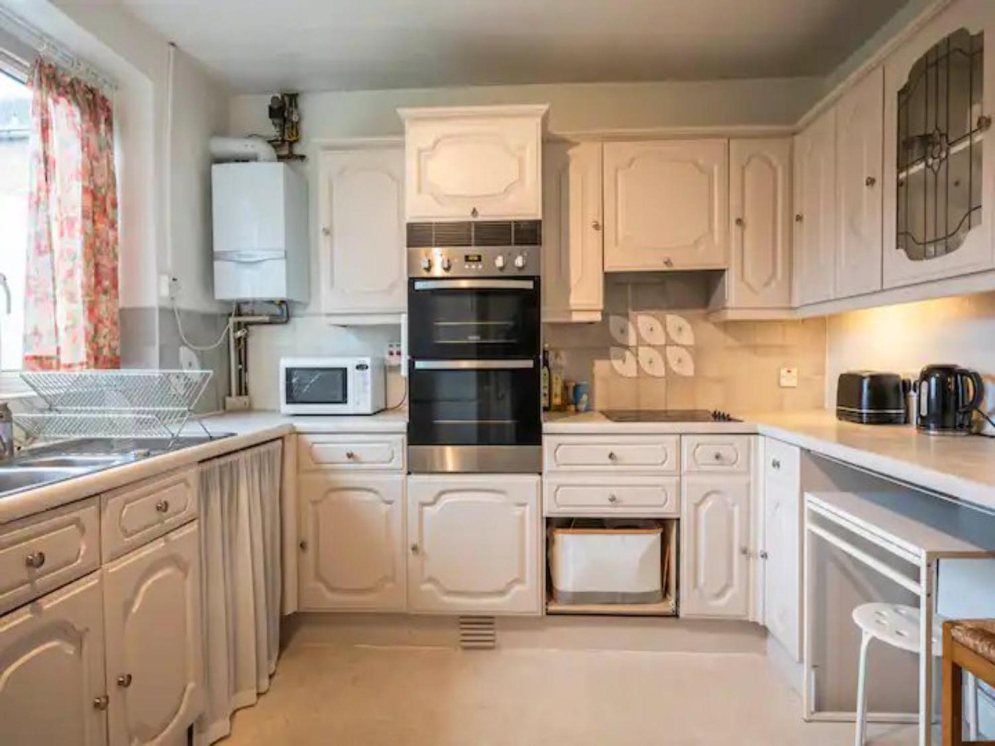 Pass The Keys Spacious 2bed Flat Camberwell Londra